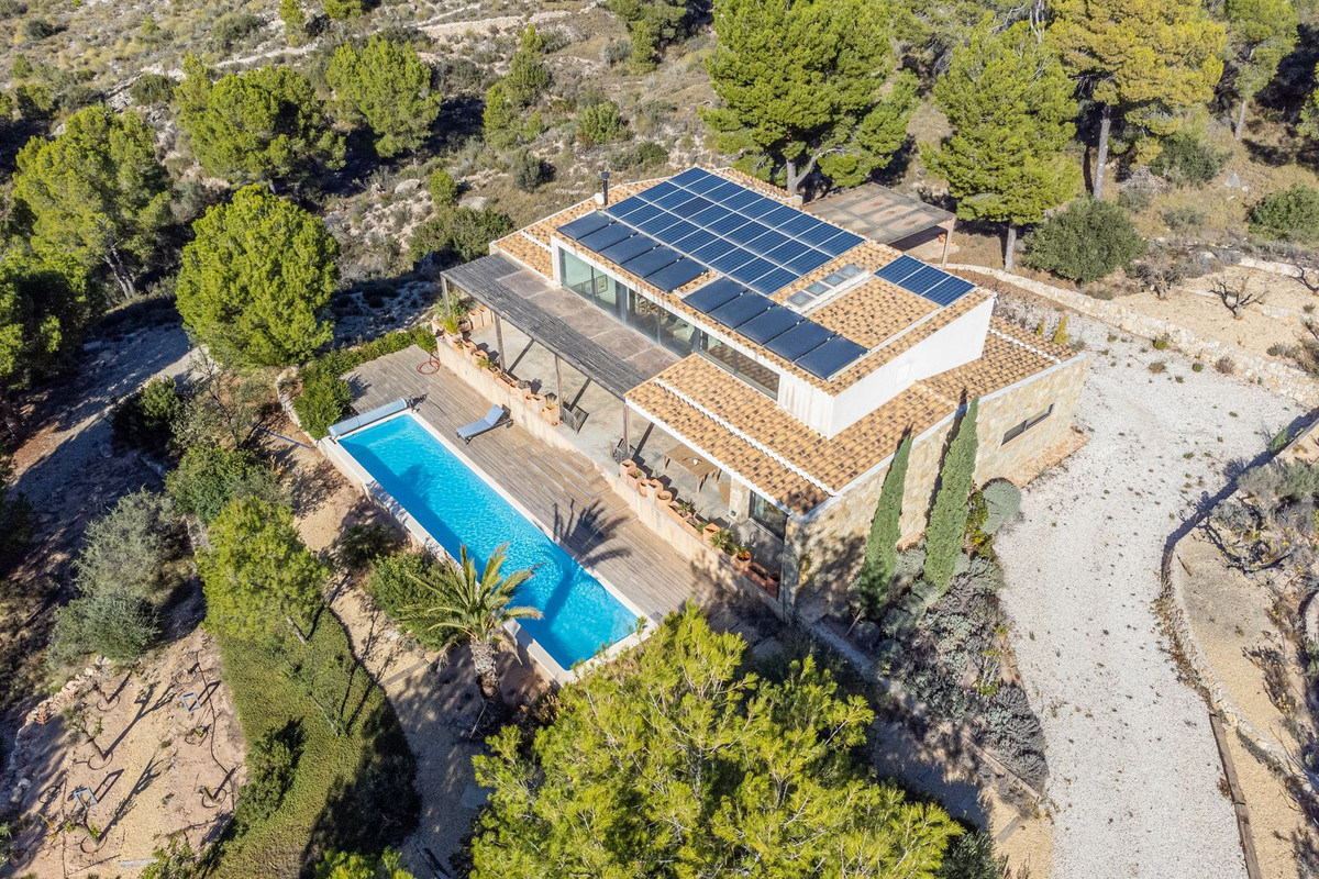 Vrijstaande Villa te koop in Busot | 4 slaapkamers H4503058