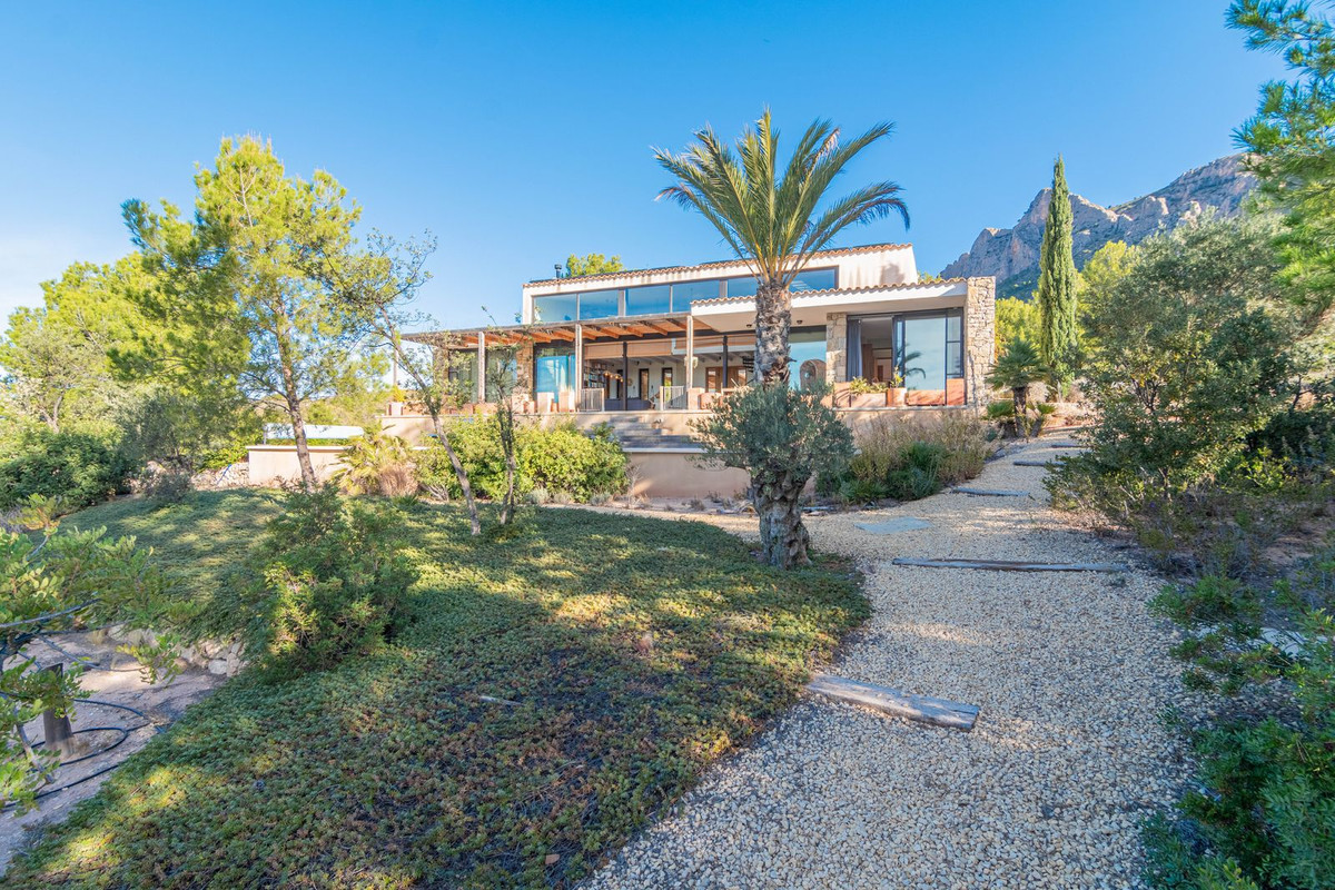 Vrijstaande Villa te koop in Busot | 4 slaapkamers H4503058