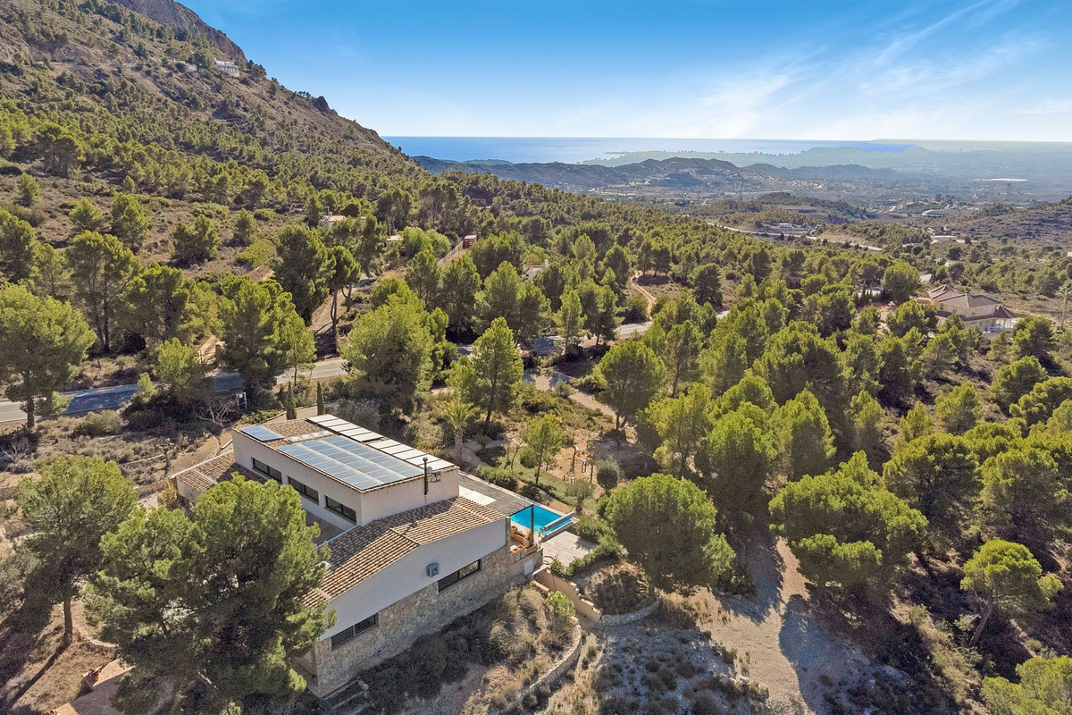 Vrijstaande Villa te koop in Busot | 4 slaapkamers H4503058