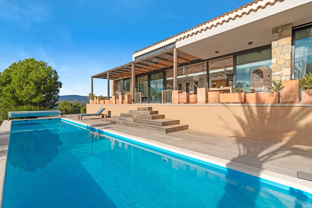 Vrijstaande Villa te koop in Busot | 4 slaapkamers H4503058