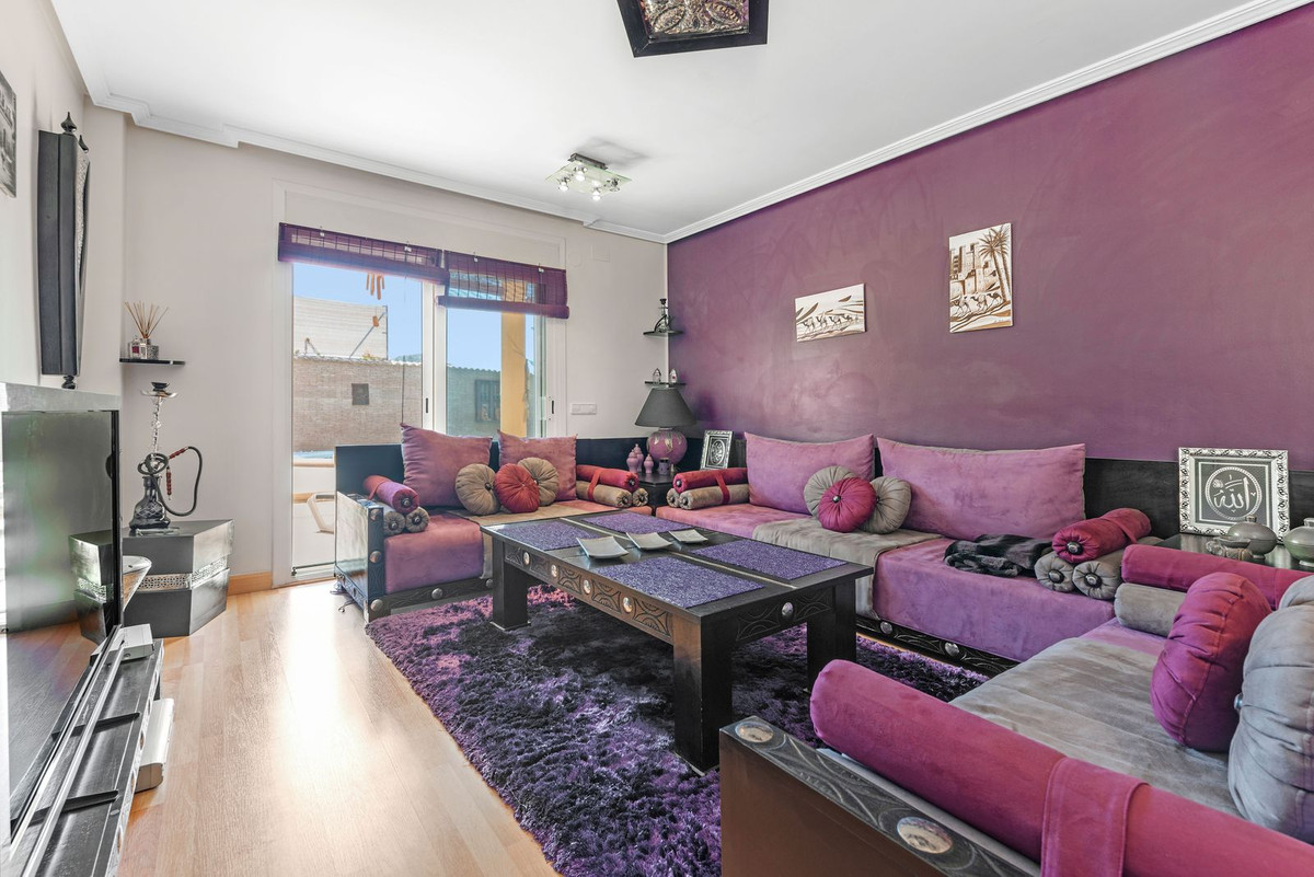 Vrijstaande Villa te koop in Busot | 5 slaapkamers H4683172