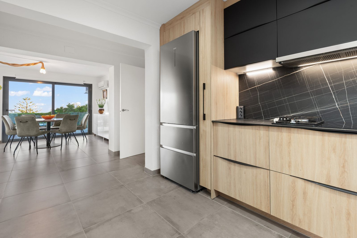 Vrijstaande Villa te koop in Busot | 4 slaapkamers H5032336