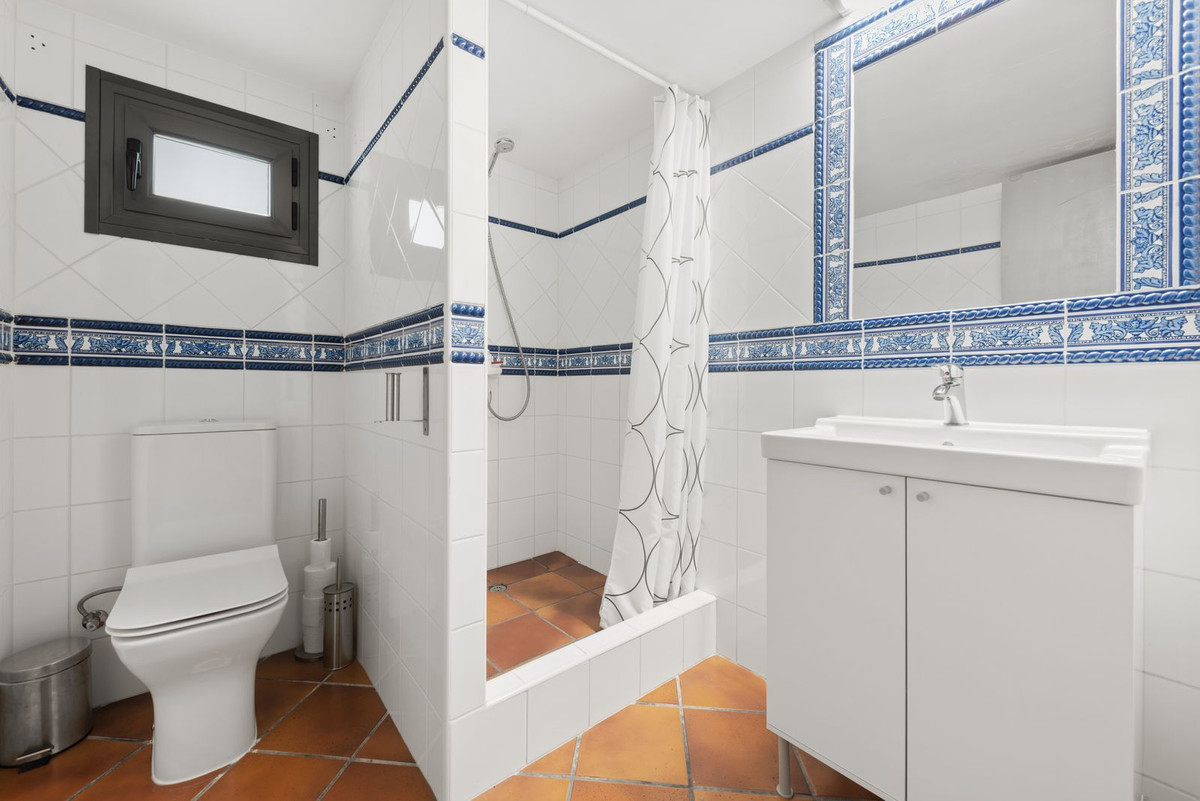 Vrijstaande Villa te koop in Busot | 4 slaapkamers H5032336