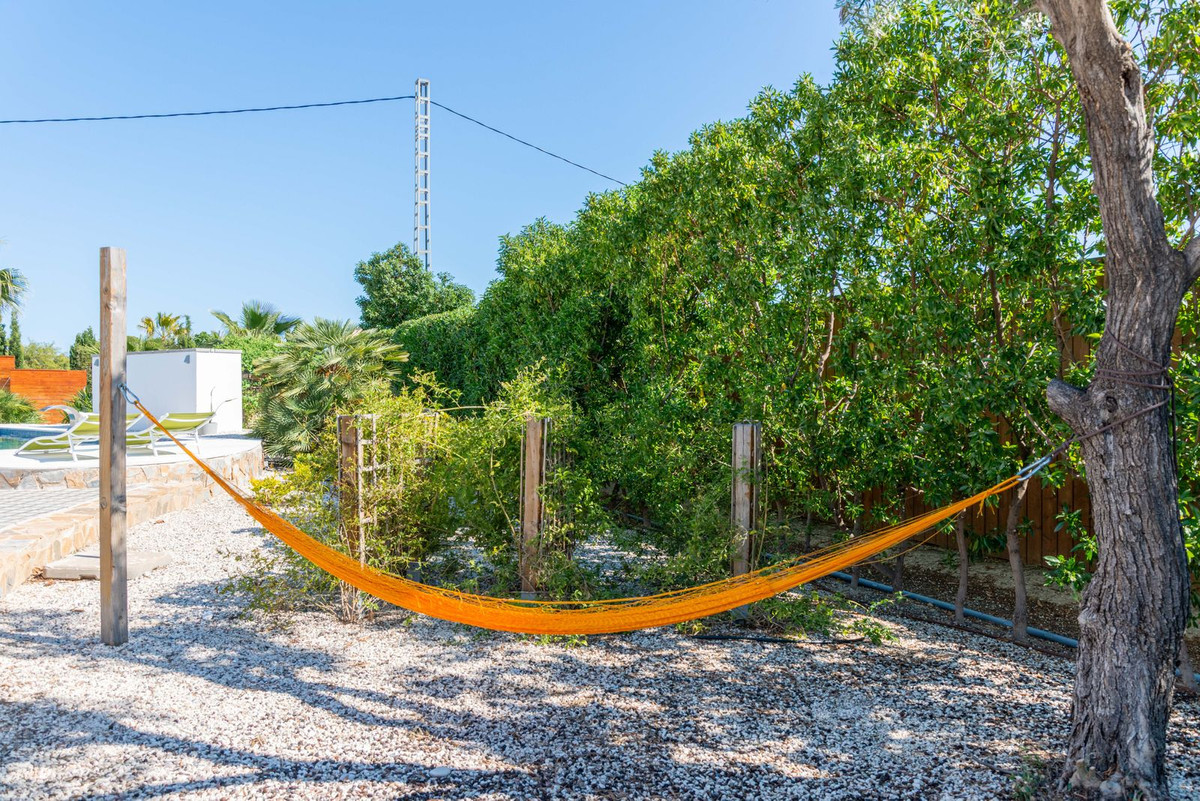 Vrijstaande Villa te koop in Busot | 4 slaapkamers H5032336