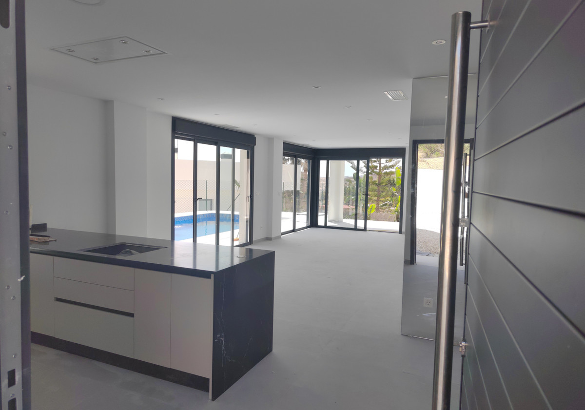 Vrijstaande Villa te koop in Busot | 3 slaapkamers H5174056