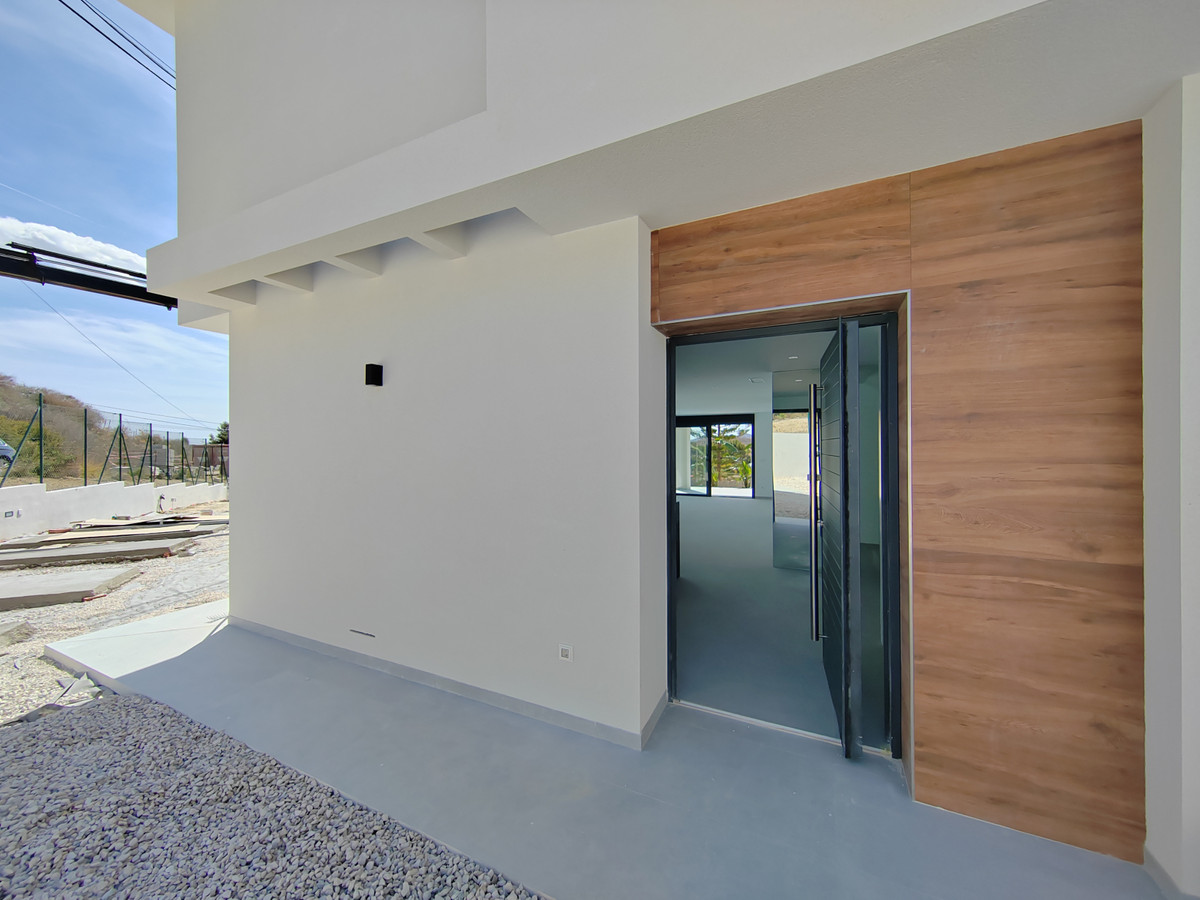 Vrijstaande Villa te koop in Busot | 3 slaapkamers H5174056