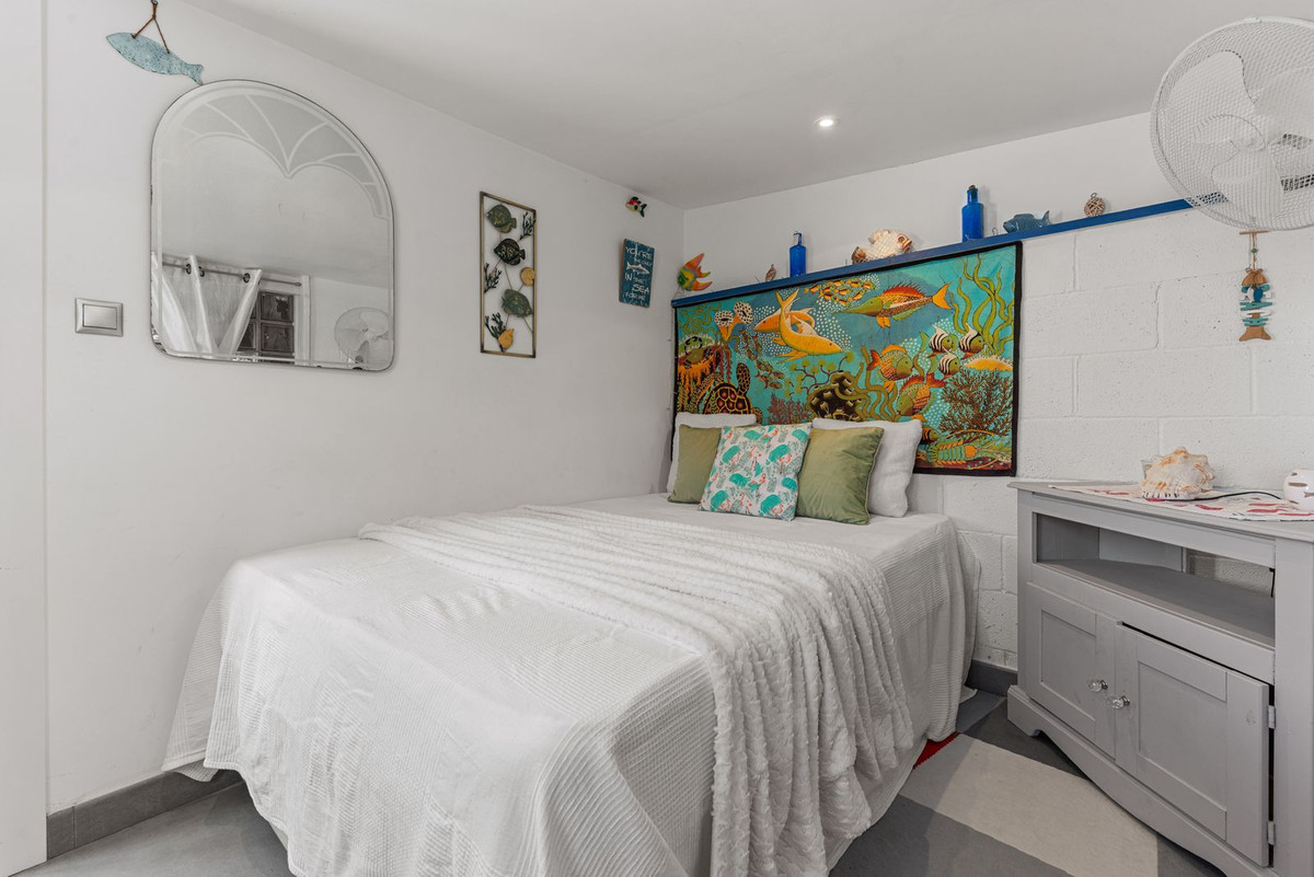 Vrijstaande Villa te koop in Busot | 4 slaapkamers H5221978