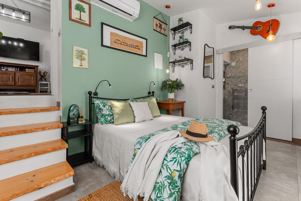 Vrijstaande Villa te koop in Busot | 4 slaapkamers H5221978