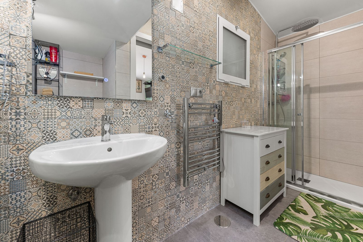 Vrijstaande Villa te koop in Busot | 4 slaapkamers H5221978