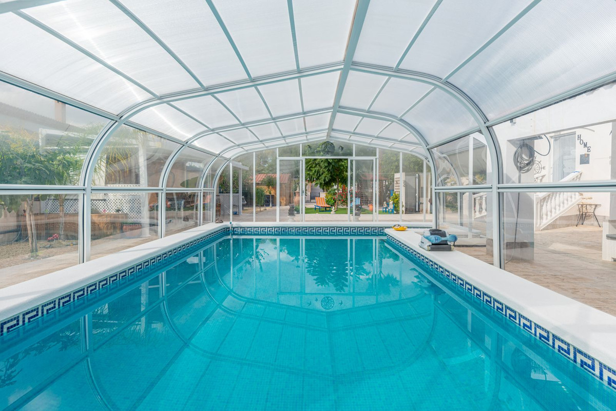 Vrijstaande Villa te koop in Busot | 4 slaapkamers H5221978