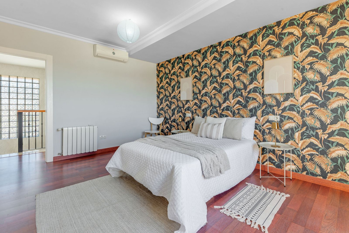 Vrijstaande Villa te koop in Busot | 5 slaapkamers H5296624