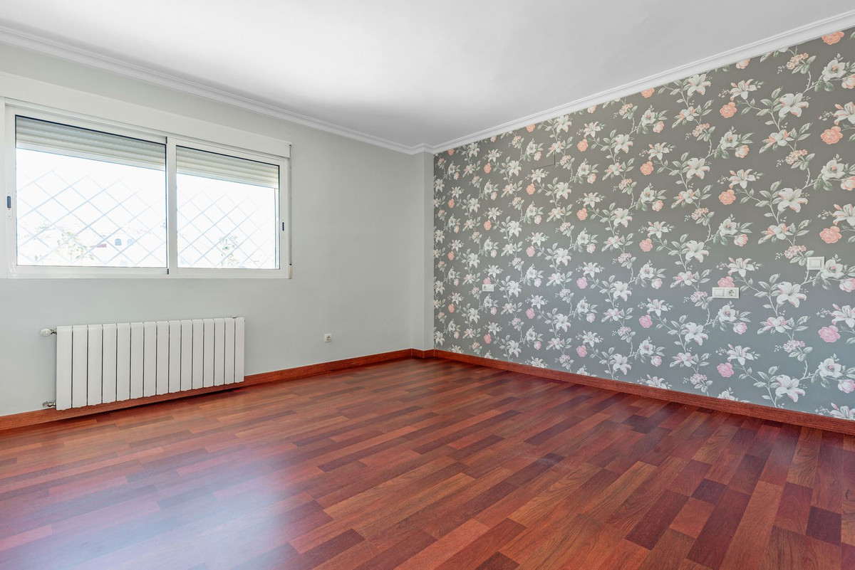 Vrijstaande Villa te koop in Busot | 5 slaapkamers H5296624