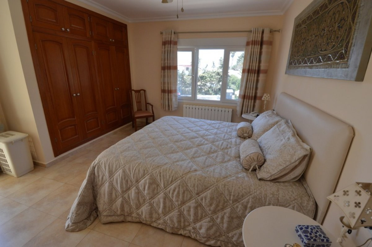 Bungalow te koop in Cabo Roig | 4 slaapkamers H4337407