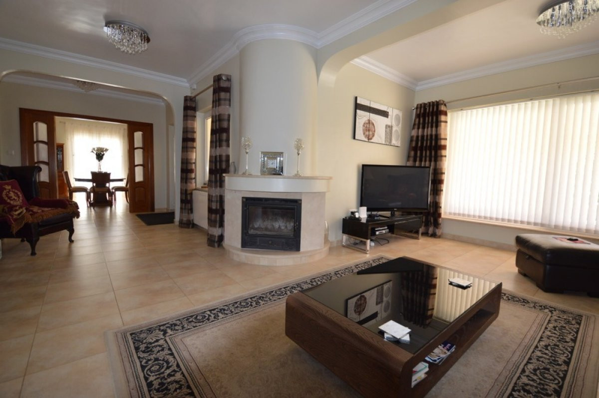 Bungalow te koop in Cabo Roig | 4 slaapkamers H4337407