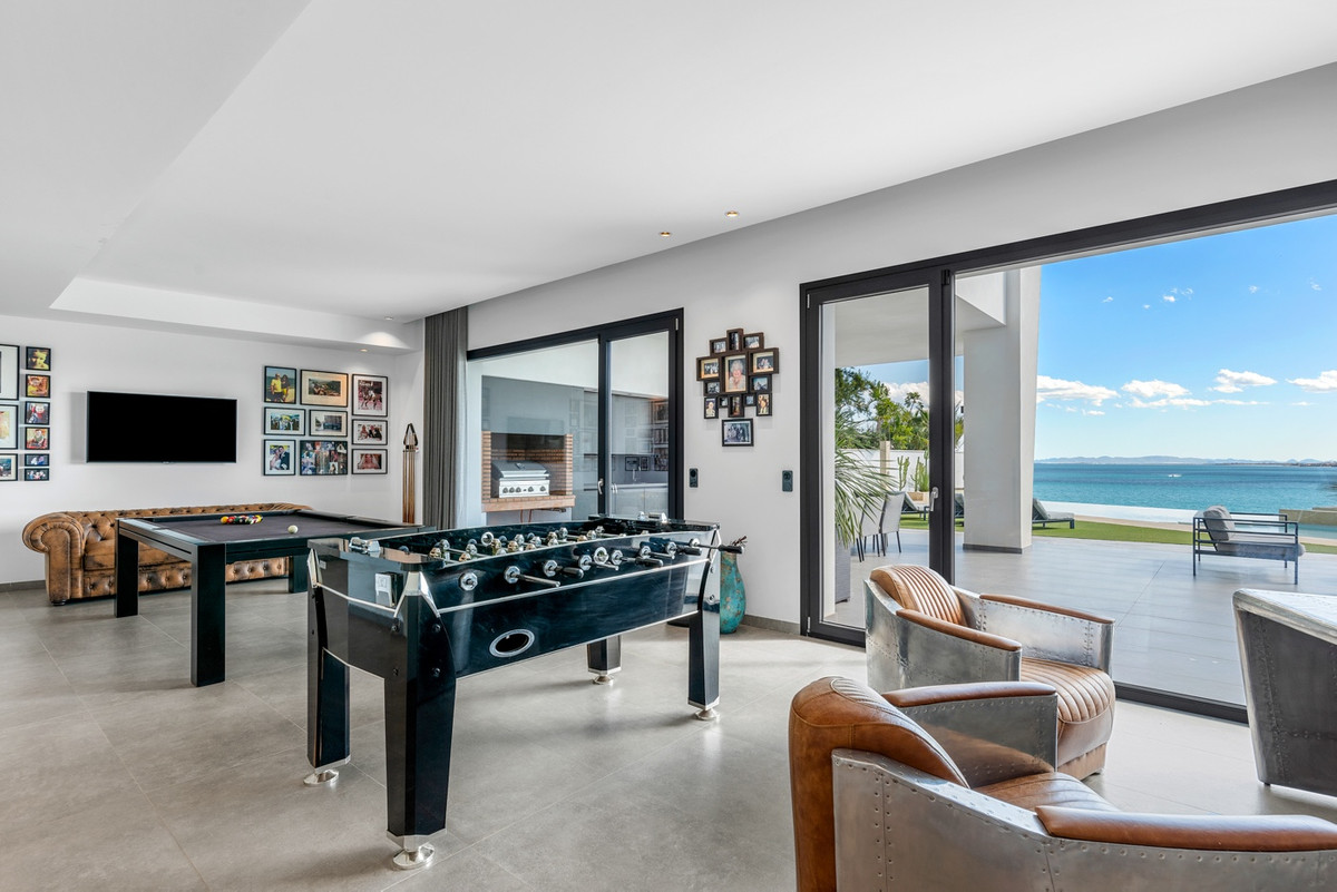 Property main view 36