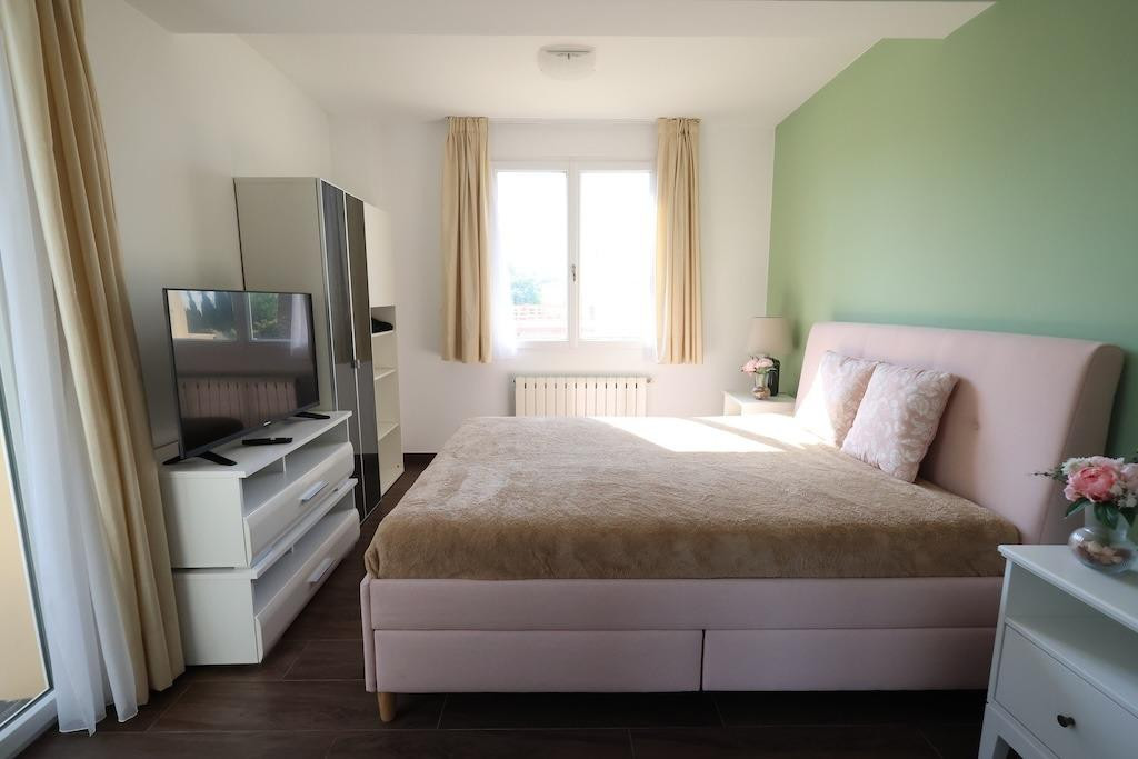 Property main view 20