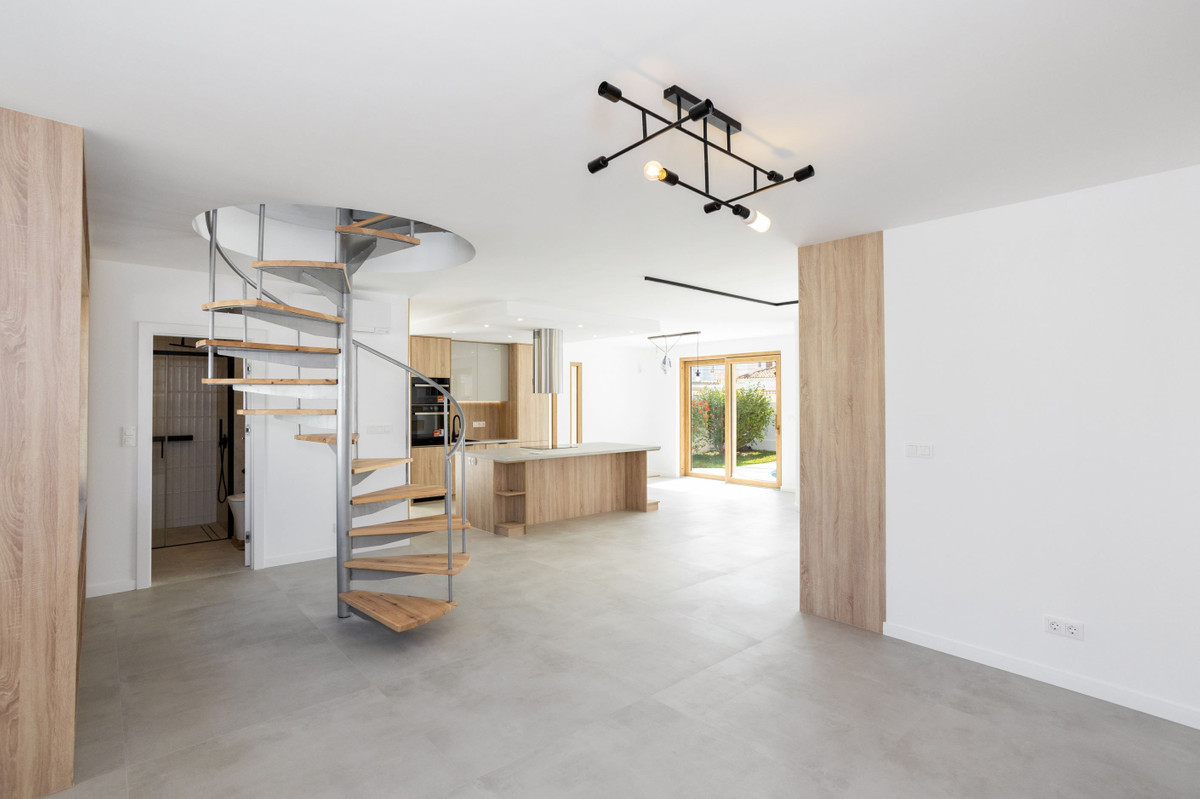 Property main view 12