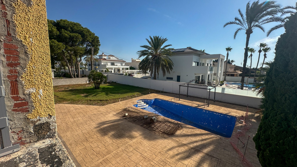 Huis te koop in Cabo Roig | 5 slaapkamers H5435683