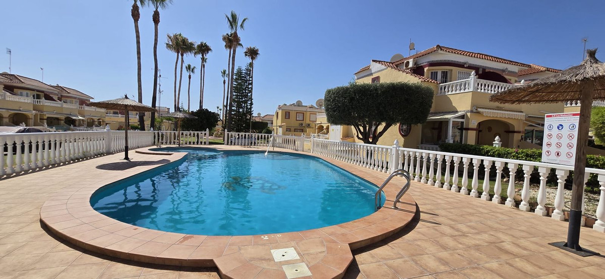 Huis te koop in Cabo Roig | 3 slaapkamers H5439748