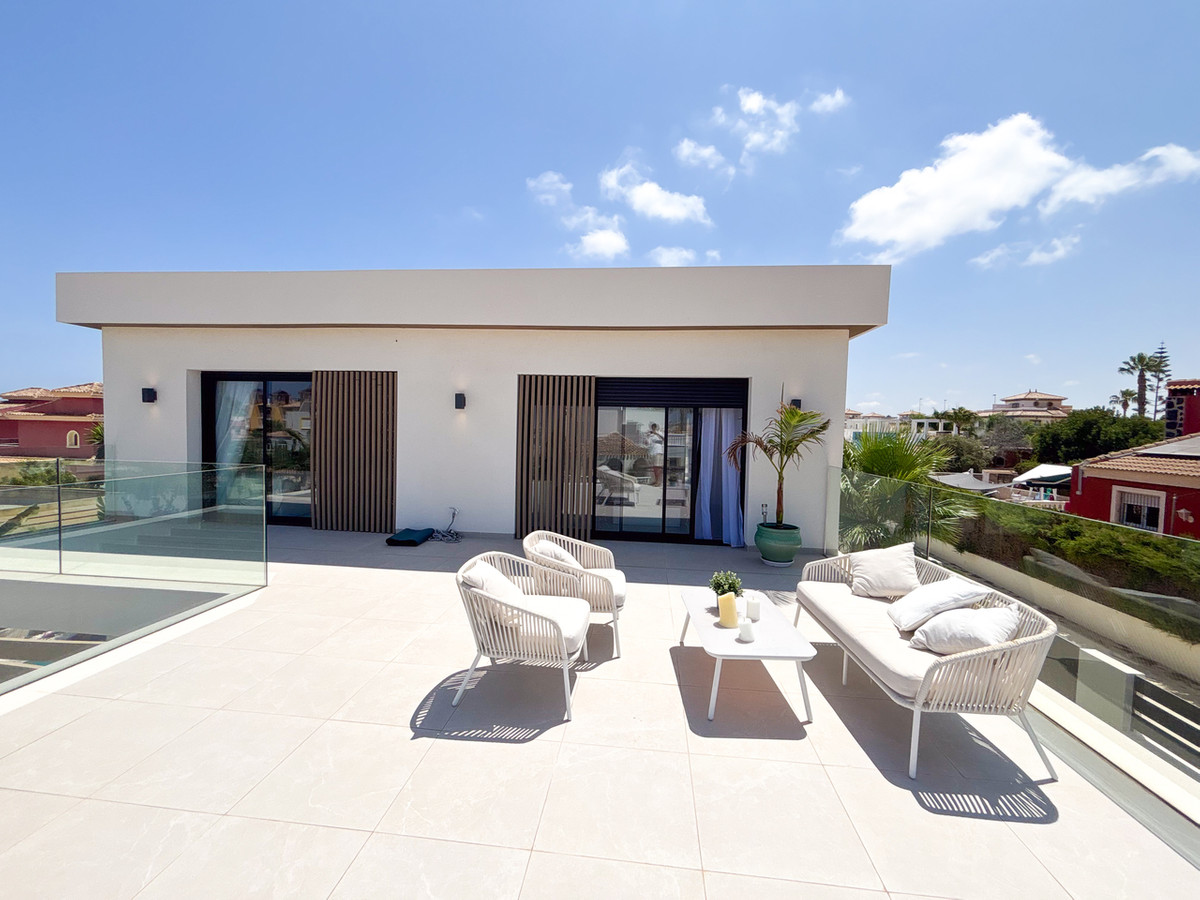 Appartement te koop in Cabo Roig | 3 slaapkamers H5450002