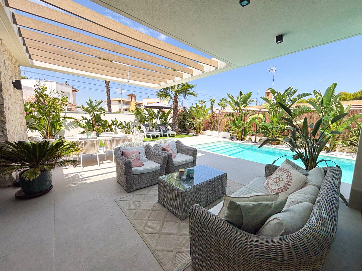 Appartement te koop in Cabo Roig | 3 slaapkamers H5450002