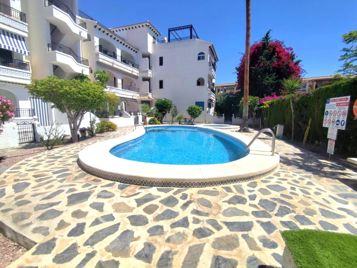 Huis te koop in Cabo Roig | 2 slaapkamers H5453605