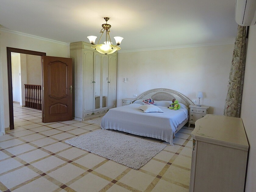 Huis te koop in Cabo Roig | 7 slaapkamers H5456269