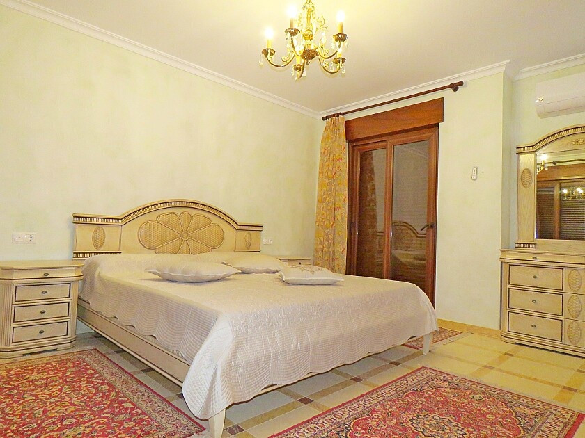 Huis te koop in Cabo Roig | 7 slaapkamers H5456269