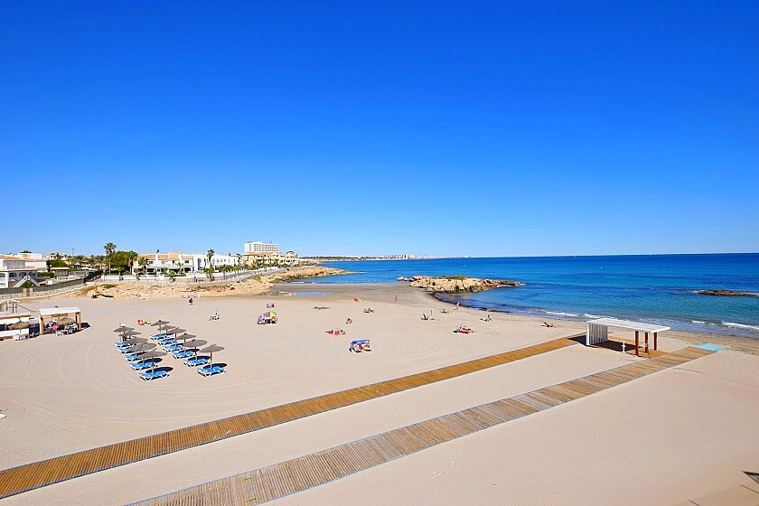 Huis te koop in Cabo Roig | 7 slaapkamers H5456269