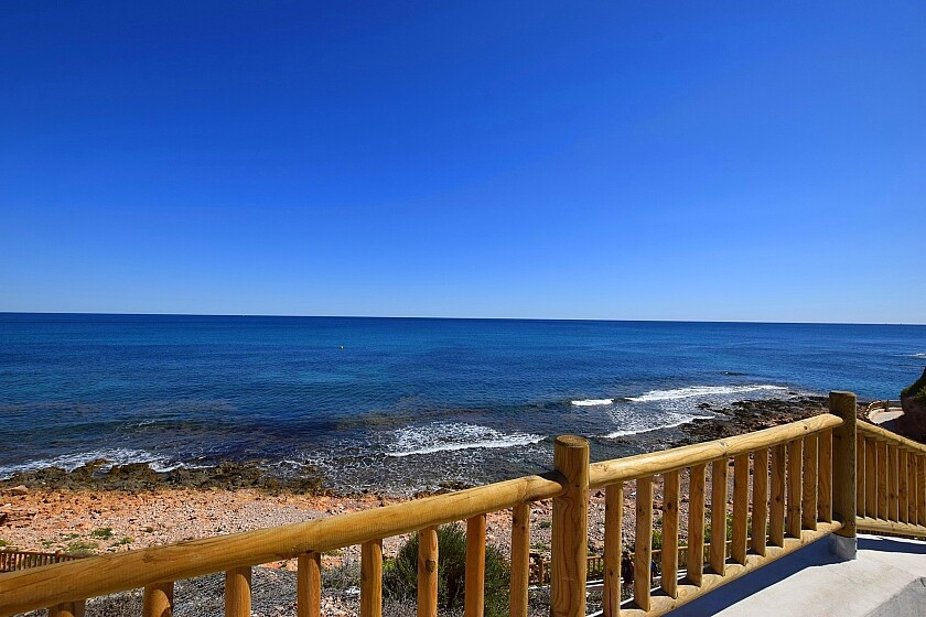 Huis te koop in Cabo Roig | 7 slaapkamers H5456269