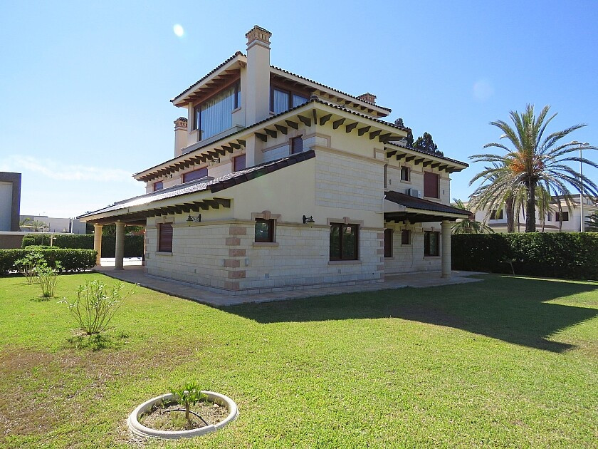 Huis te koop in Cabo Roig | 7 slaapkamers H5456269