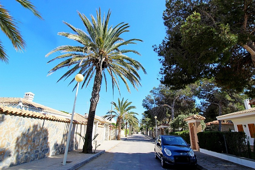 Huis te koop in Cabo Roig | 5 slaapkamers H5456272