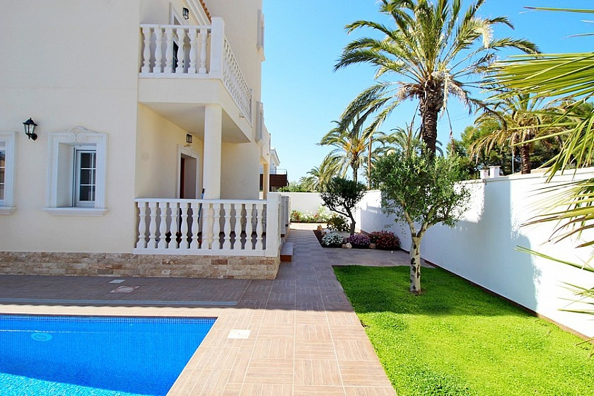 Huis te koop in Cabo Roig | 5 slaapkamers H5456272
