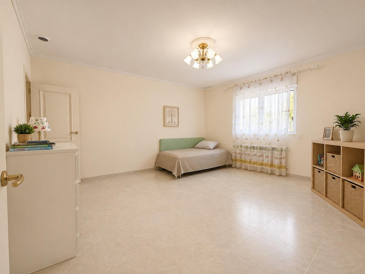 Huis te koop in Cabo Roig | 12 slaapkamers H5456479