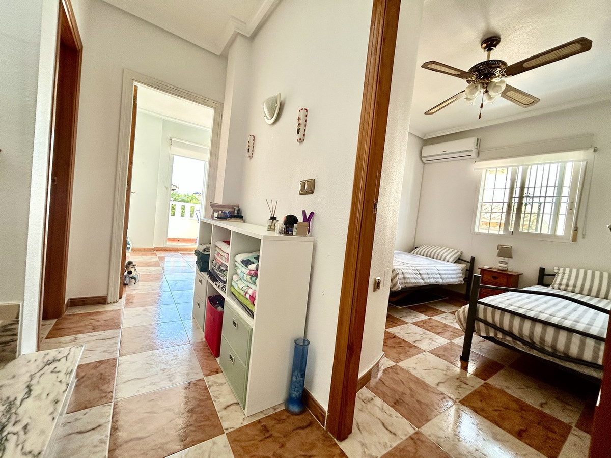 Huis te koop in Cabo Roig | 2 slaapkamers H5491432