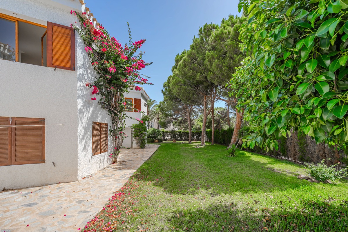 Huis te koop in Cabo Roig | 4 slaapkamers H5503123