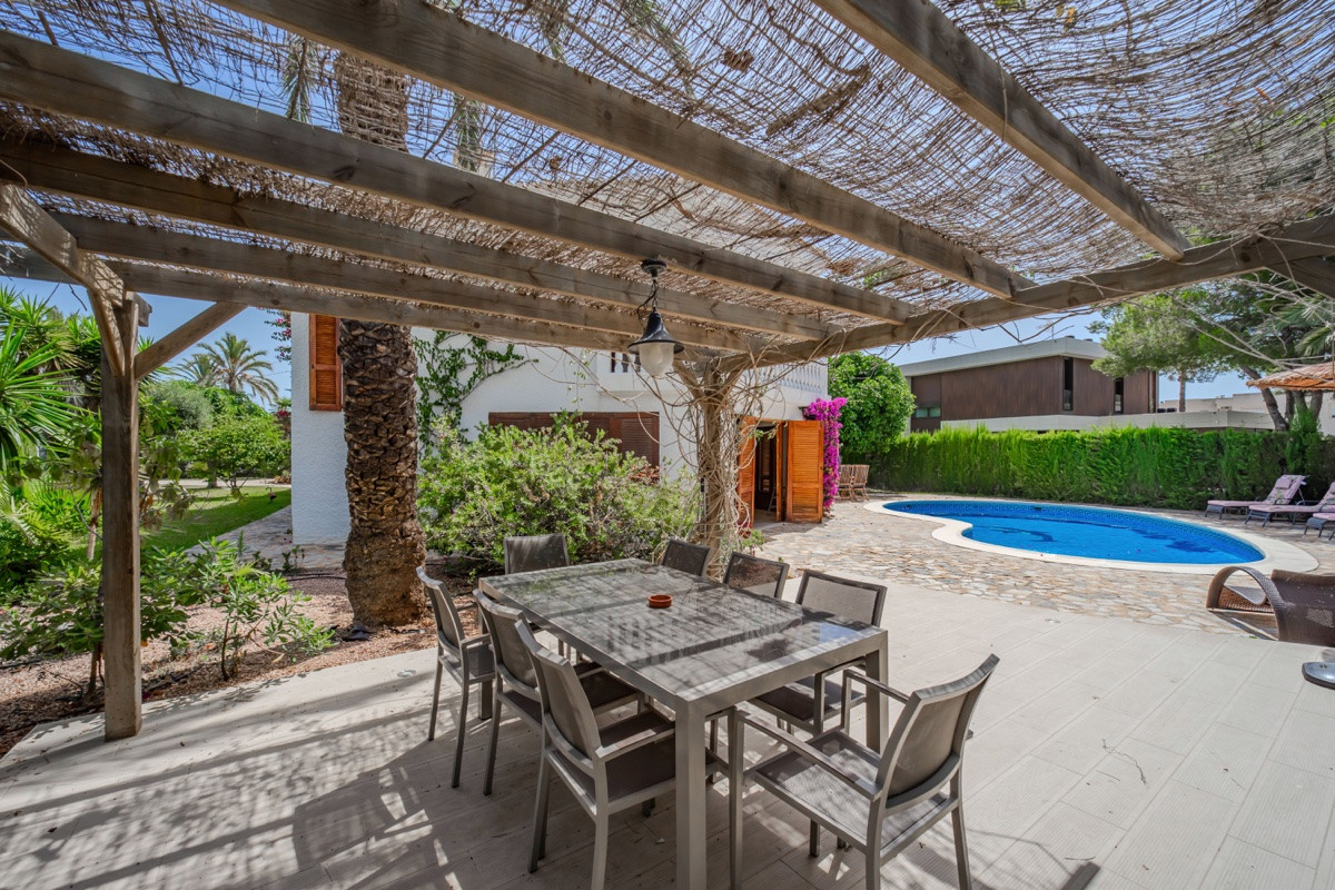 Huis te koop in Cabo Roig | 4 slaapkamers H5503123