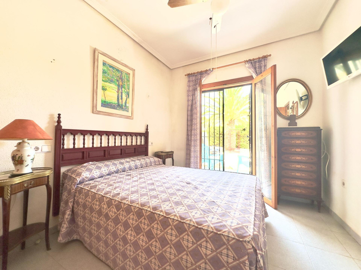 Huis te koop in Cabo Roig | 3 slaapkamers H5503339