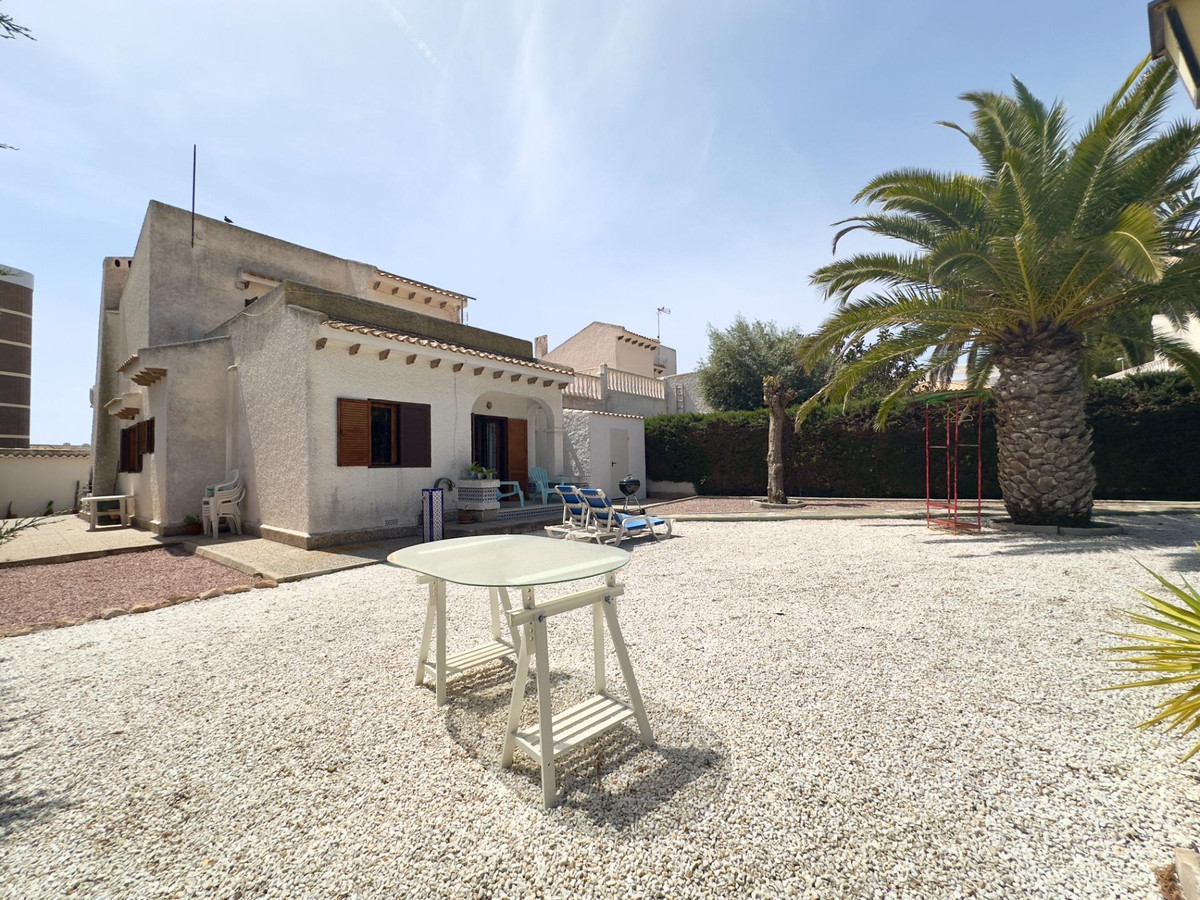 Huis te koop in Cabo Roig | 3 slaapkamers H5503339