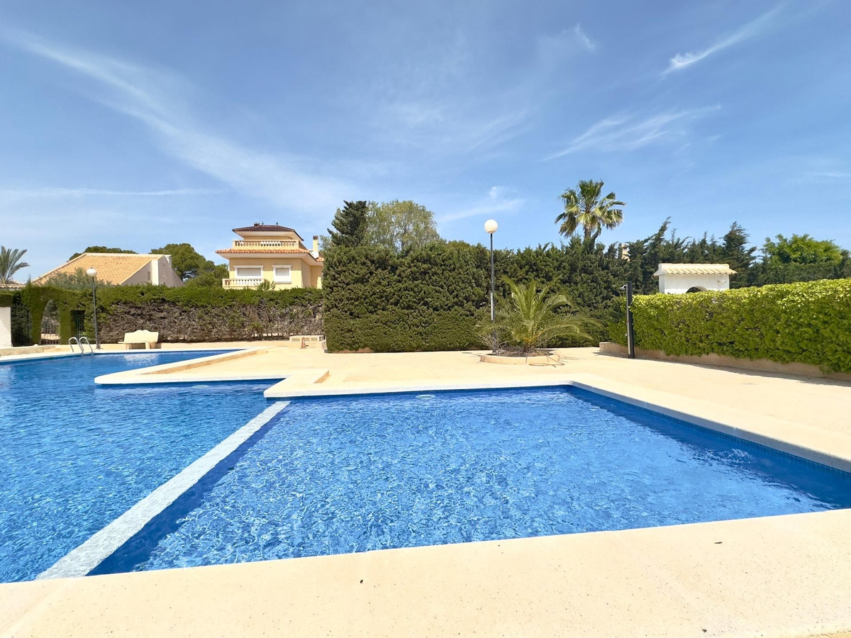Huis te koop in Cabo Roig | 3 slaapkamers H5503339