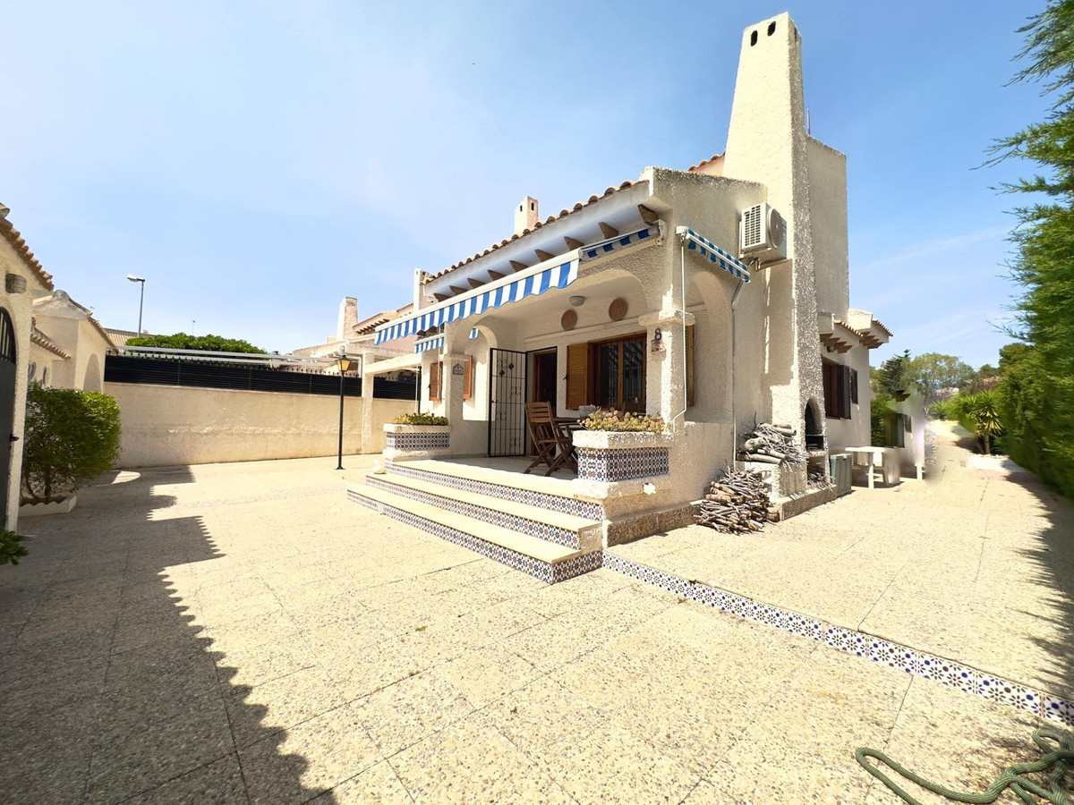 Huis te koop in Cabo Roig | 3 slaapkamers H5503339