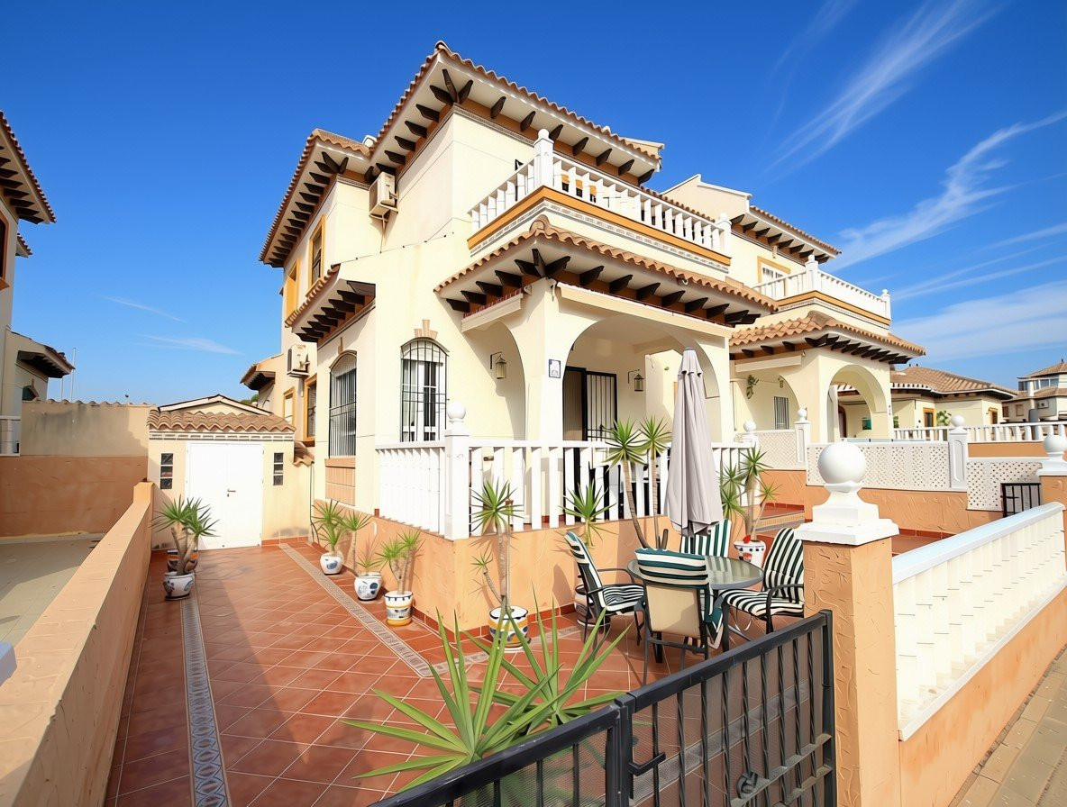 Huis te koop in Cabo Roig | 2 slaapkamers H5514877