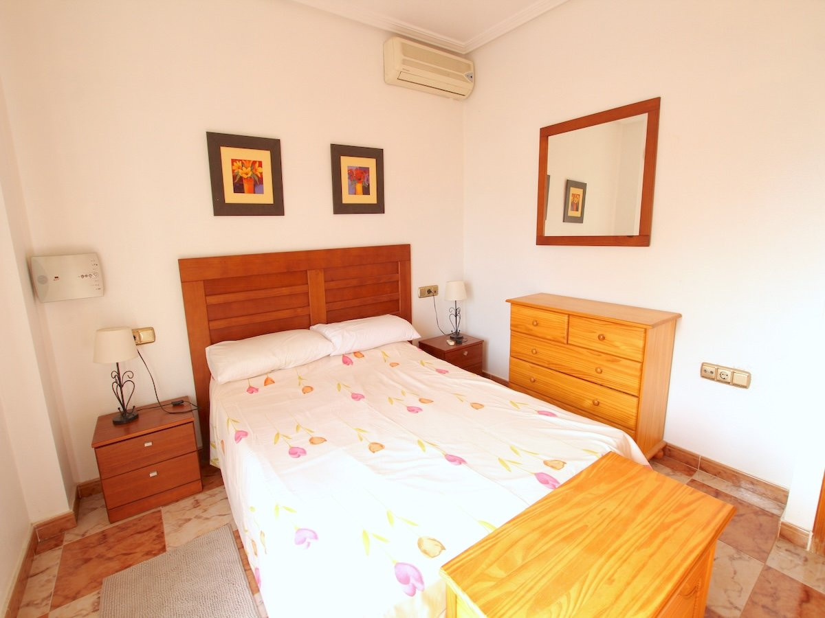 Huis te koop in Cabo Roig | 2 slaapkamers H5514877