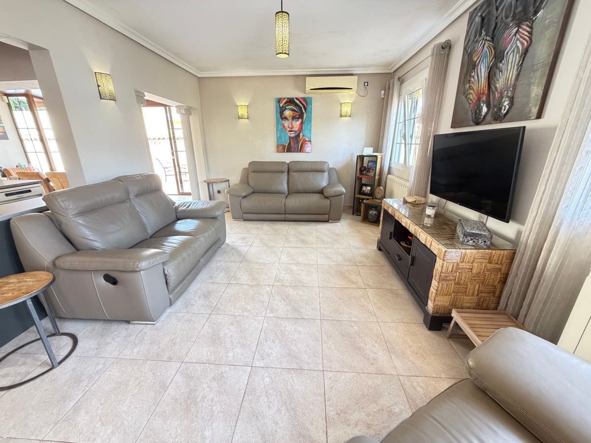 Huis te koop in Cabo Roig | 4 slaapkamers H5516341