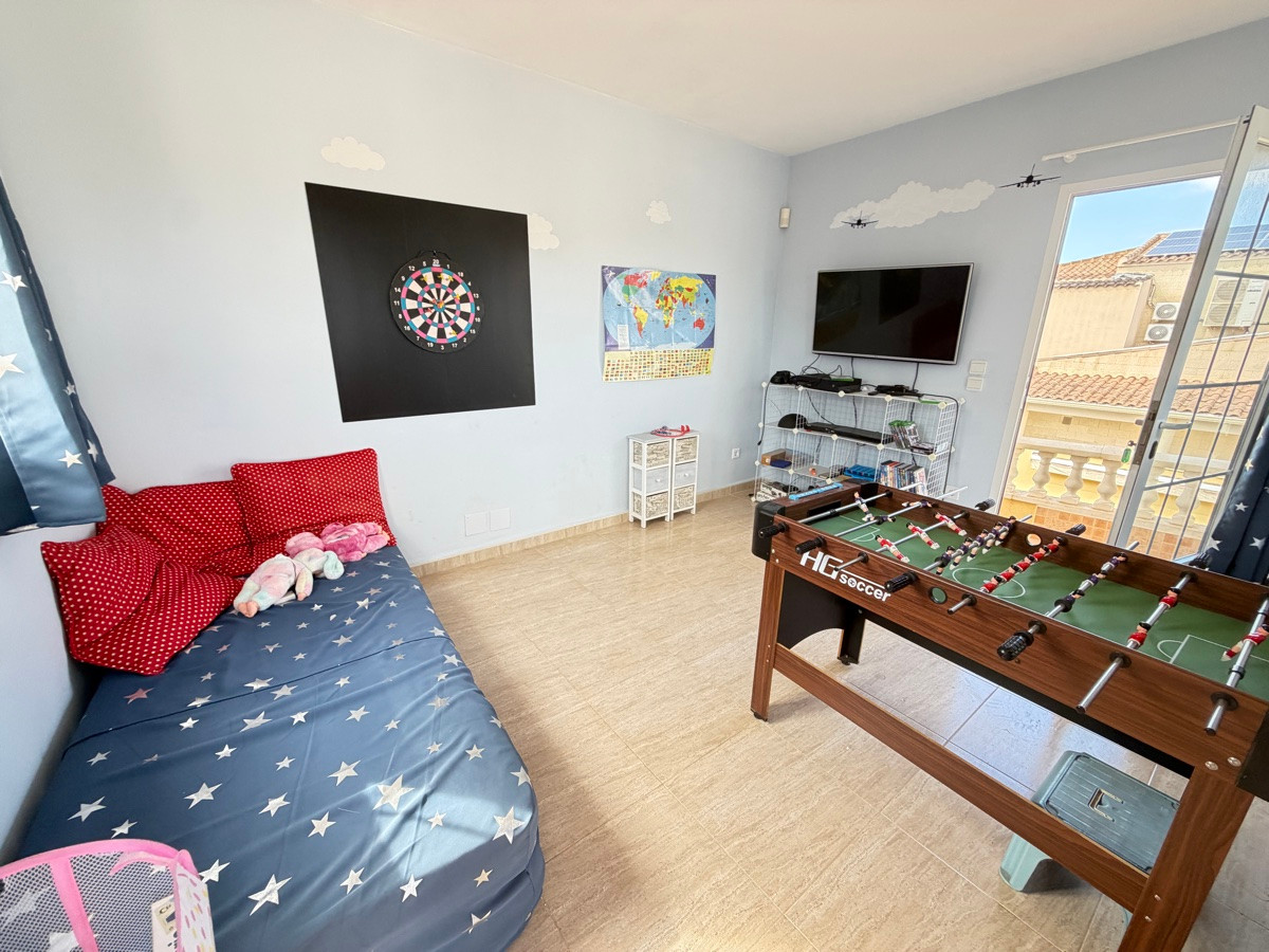 Huis te koop in Cabo Roig | 4 slaapkamers H5516341