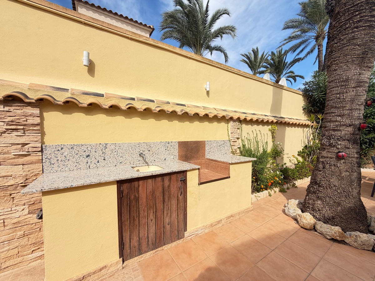 Huis te koop in Cabo Roig | 4 slaapkamers H5516341