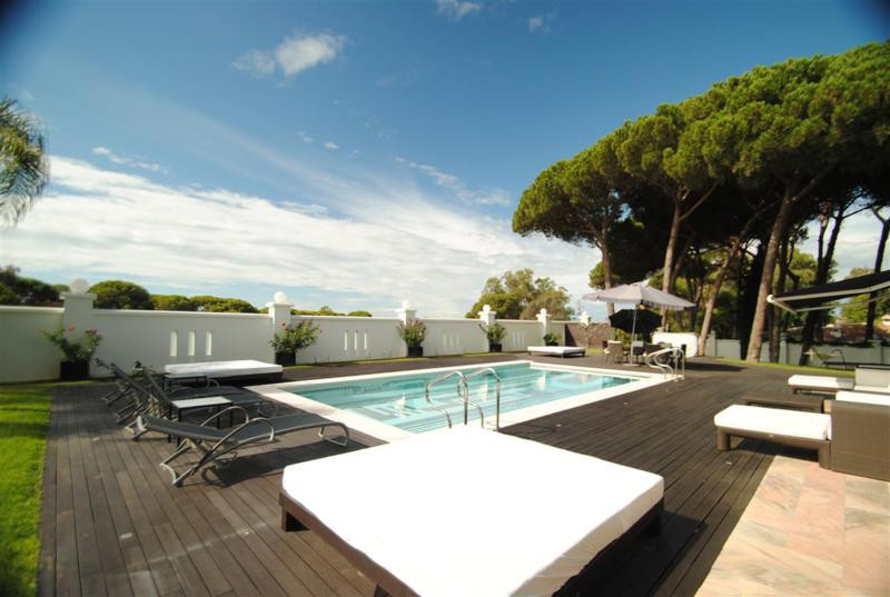 Huis te koop in Cabopino | 8 slaapkamers H3834277