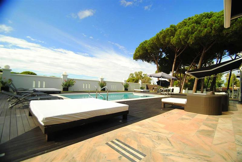 Huis te koop in Cabopino | 8 slaapkamers H3834277