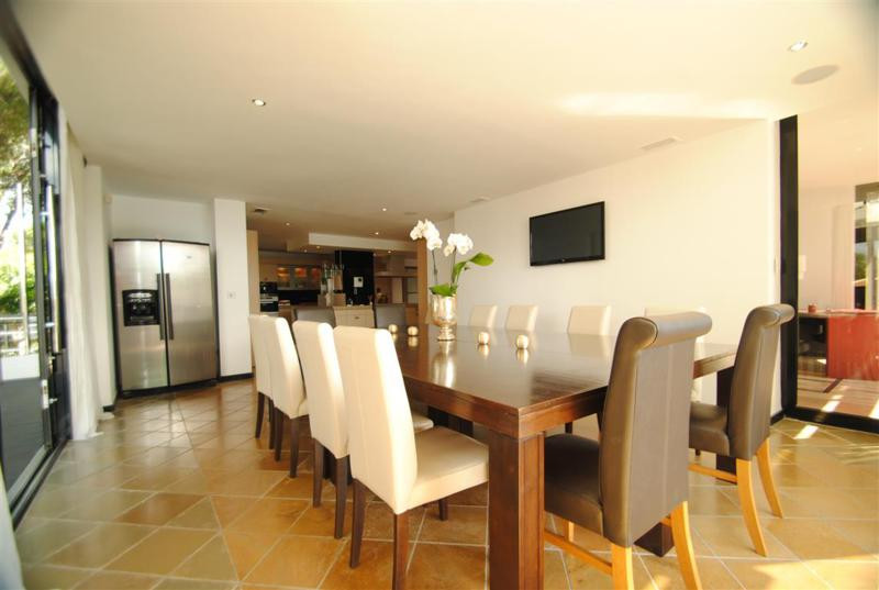 Huis te koop in Cabopino | 8 slaapkamers H3834277