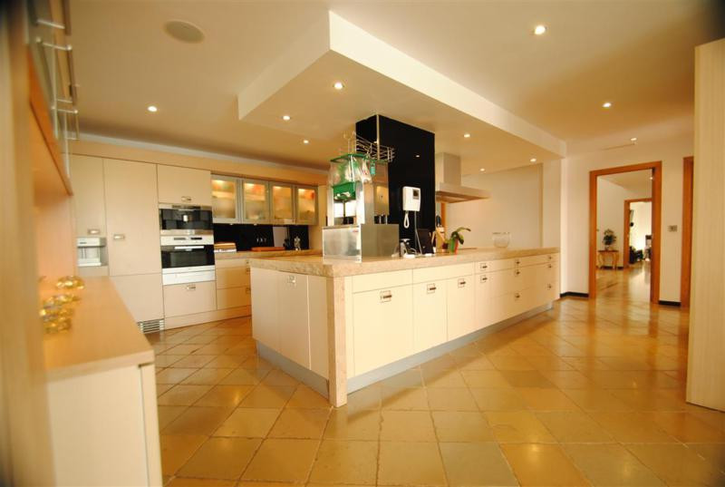Huis te koop in Cabopino | 8 slaapkamers H3834277